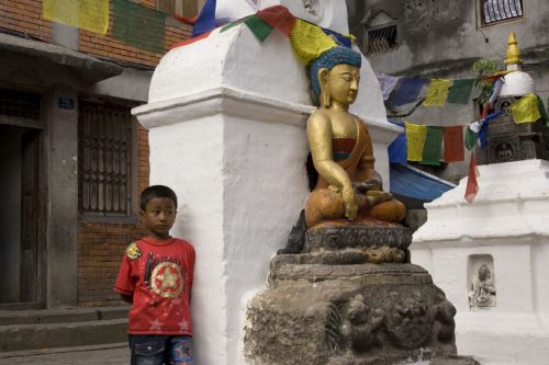 Little Buddha dans les rues de Katmandou